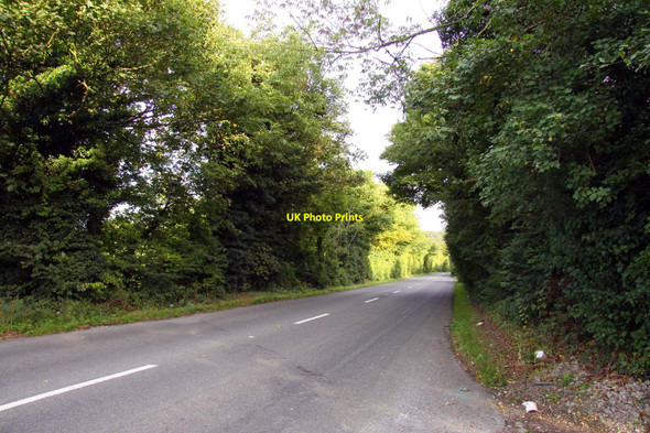 Photo 6"x4" The A40 towards Stokenchurch Lewknor c2010