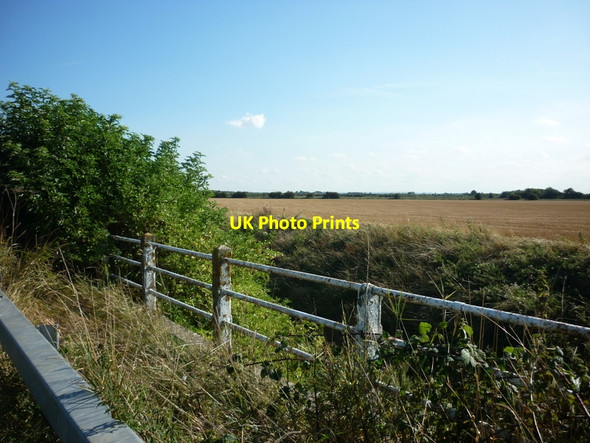 Photo 6"x4" A bridge over a beck on East Marsh Road, Goxhill North End\/TA1022 c2010