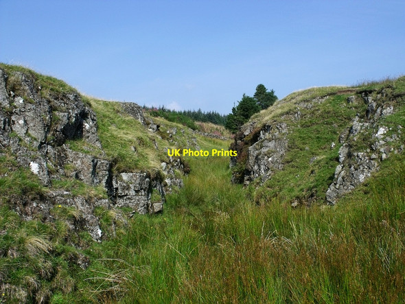 Photo 6"x4" Little gorge, Cairnoch and Craigannet Hills Kirk o' Muir Cemy c2010