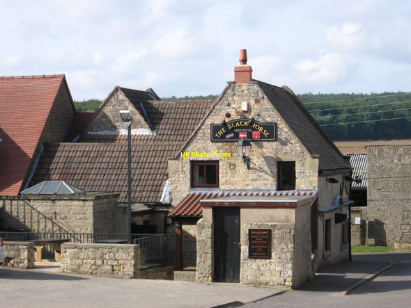 Photo 6"x4" Whaley - The Black Horse Whaley c2010