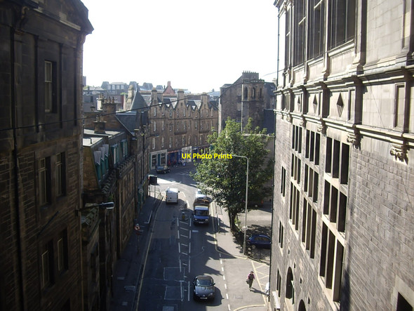 Photo 6"x4" West end of Cowgate Edinburgh c2010