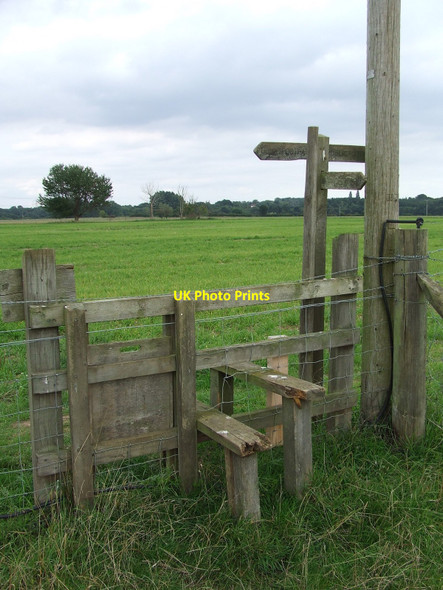 Photo 6"x4" Stile And Footpath Sign Dorking Tye c2010