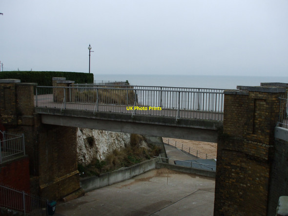 Photo 6"x4" Louisa Gap Bridge, Broadstairs Broadstairs c2009