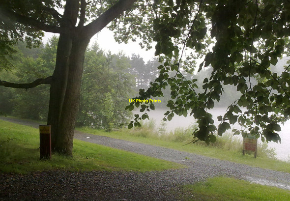 Photo 6"x4" A rainy day at Trimpley Reservoir Holbeache c2009