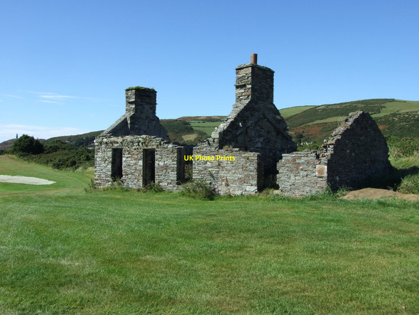 Photo 6"x4" Ruins of old farmhouse Port Erin c2010