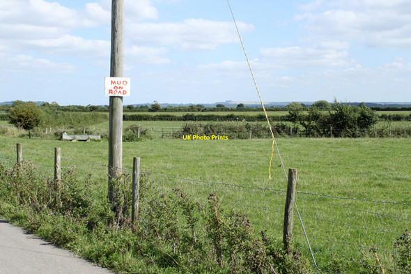 Photo 6"x4" 2010 : A timely warning on the lane from Hurst Farms Bulkington\/ST9458 c2010