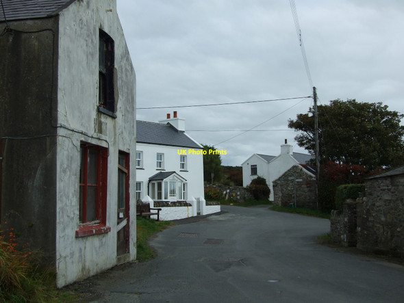 Photo 6"x4" Derelict  shop Surby c2010