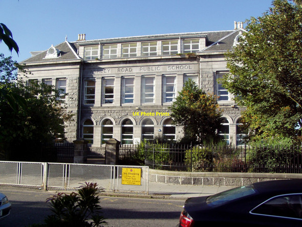 Photo 6"x4" Ashley Road Primary School Aberdeen\/NJ9206 c2010