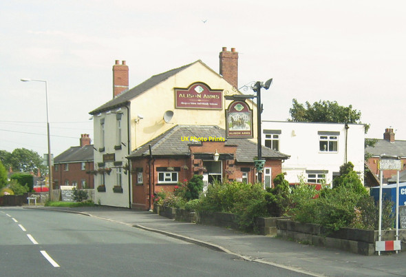 Photo 6"x4" Alison Arms on the A49 Coppull Moor c2010