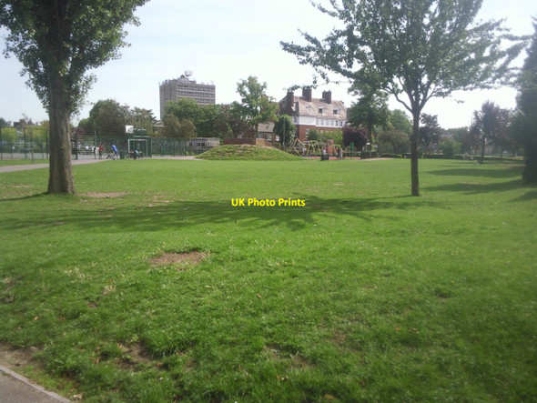 Photo 6"x4" Furzedown Recreation Ground Streatham c2010
