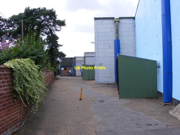 Photo 6"x4" Footpath by the Printing Works Bungay c2010