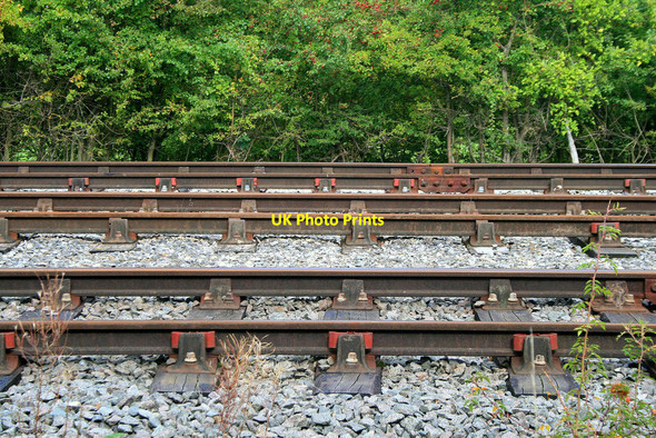 Photo 6"x4" Siding rails Buildwas c2010