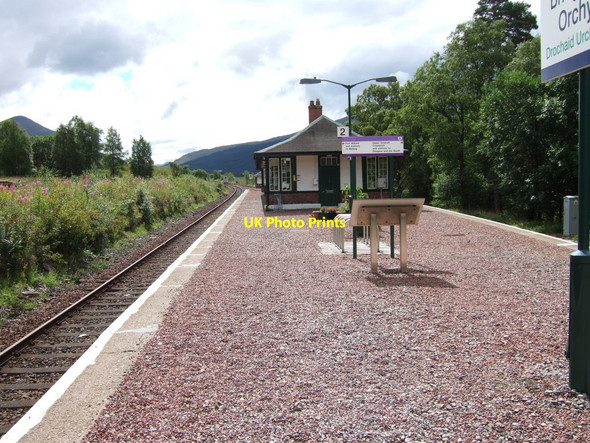 Photo 6"x4" Bridge of Orchy station platform Bridge of Orchy c2010