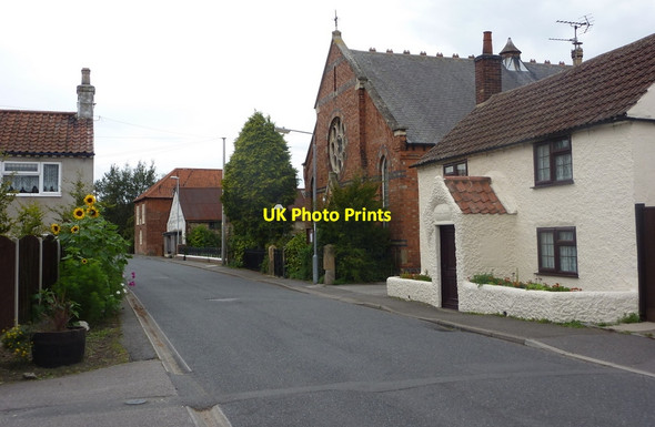 Photo 6"x4" High Street and chapel, Sutton on Trent Sutton on Trent c2010