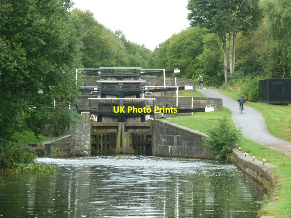 Photo 6"x4" Walking along the Leeds to Liverpool Canal #59 Horsforth c2010