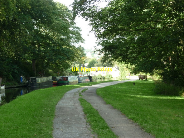 Photo 6"x4" Walking along the Leeds to Liverpool Canal #98 Apperley Bridge c2010
