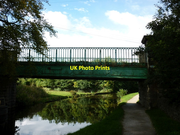 Photo 6"x4" Walking along the Leeds to Liverpool Canal #99 Apperley Bridge c2010