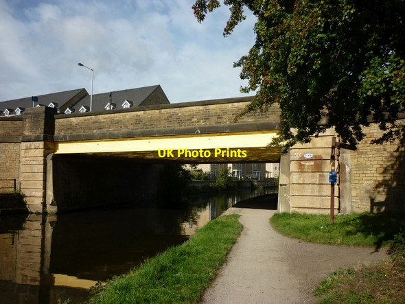 Photo 6"x4" Walking along the Leeds to Liverpool Canal #100 Apperley Bridge c2010