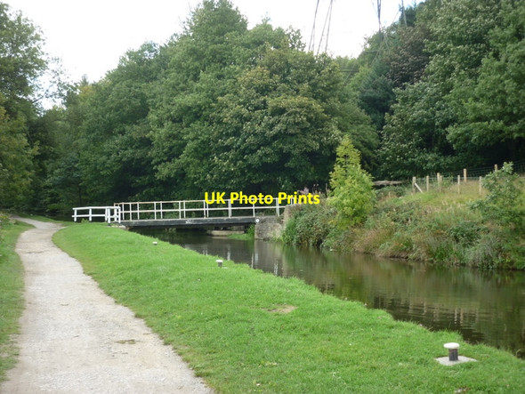 Photo 6"x4" Walking along the Leeds to Liverpool Canal #129 Baildon c2010
