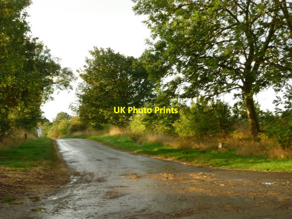 Photo 6"x4" Race Lane, Burnham in the early morning sunshine Burnham\/TA0517 c2010