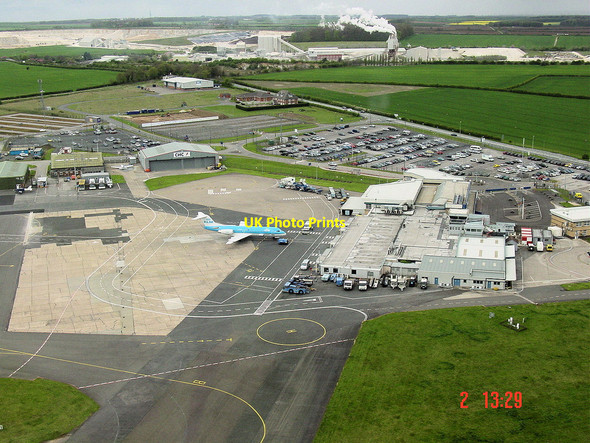 Photo 6"x4" Humberside Airport Kirmington c2010