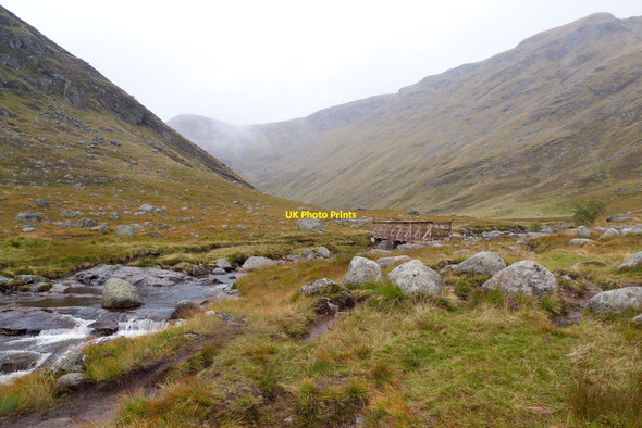 Photo 6"x4" Near the head of Glen Clova Moulzie c2010