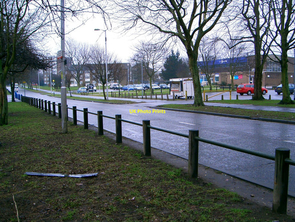 Photo 6"x4" Central Parade New Addington New Addington c2006