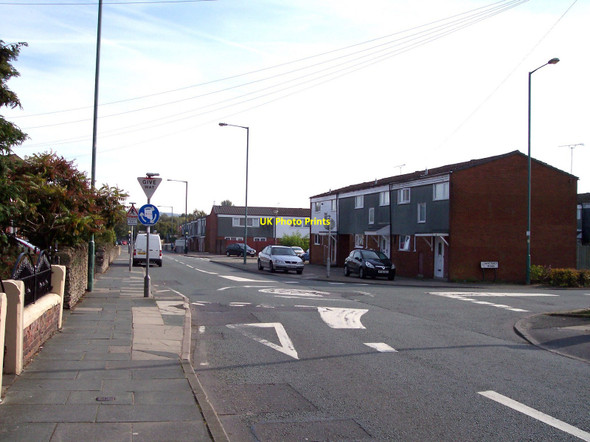 Photo 6"x4" High Street in Pennylands, Skelmersdale Skelmersdale c2010