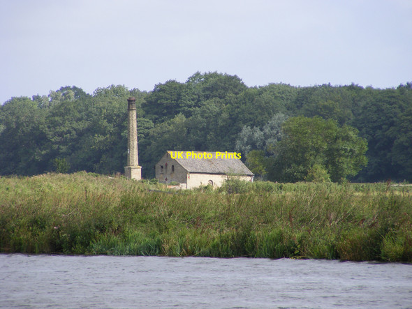 Photo 6"x4" Disused steam Pumping House by the River Yare Buckenham c2010