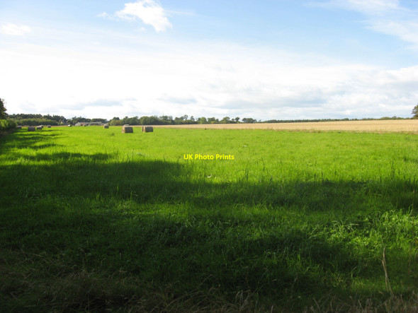 Photo 6"x4" Field-site of former Gladsmuir Kirk Gladsmuir\/NT4573 c2010