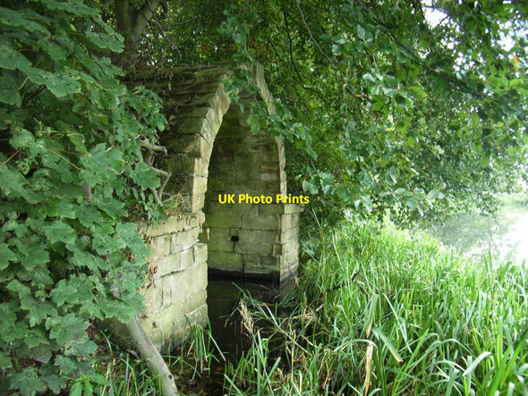 Photo 6"x4" Boat House, Half Moon Lake, Kirkthorpe Wakefield\/SE3320 c2010