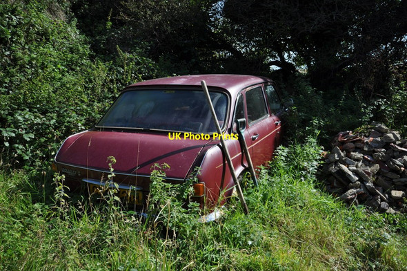 Photo 6"x4" A Wolseley II 1800, also known as the Landcrab Boode c2010