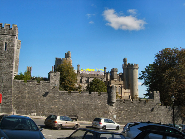 Photo 6"x4" Arundel Castle from the High Street Arundel c2010