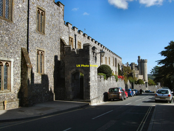 Photo 6"x4" St Nicholas' Church Priory Arundel c2010