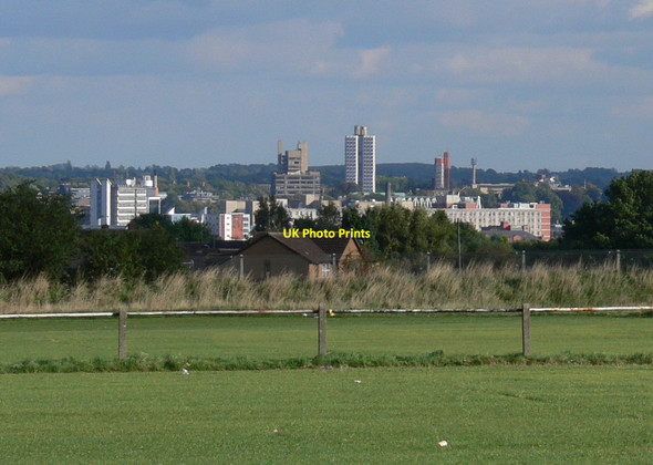 Photo 6"x4" View towards Leicester city centre New Parks\/SK5505 c2010