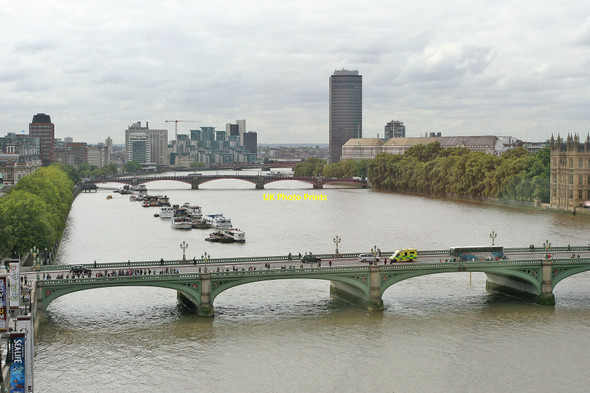Photo 6"x4" London - River Thames Westminster c2009