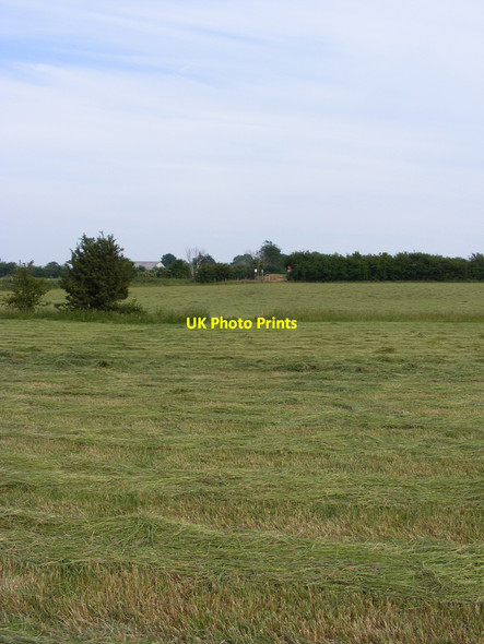 Photo 6"x4" The footpath towards Blue Tile Farm Westhall\/TM4181 c2010