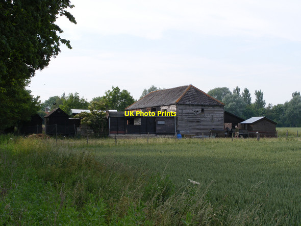Photo 6"x4" Farm buildings beside Wangford Road, Cox Common Westhall\/TM4181 c2010