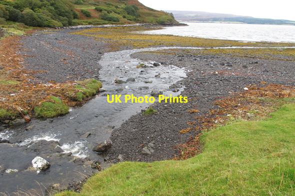 Photo 6"x4" Tianavaig Bay Conordan c2010