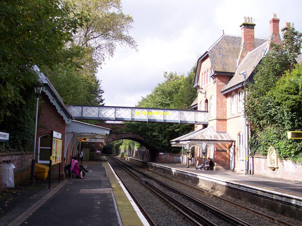 Photo 6"x4" Cressington railway station Grassendale c2010