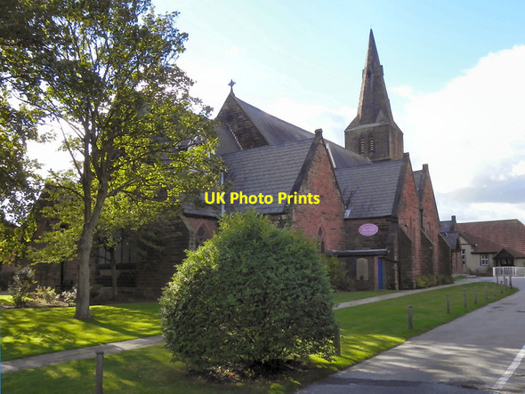 Photo 6"x4" St James' Church, Lulworth Road, Birkdale Southport c2010