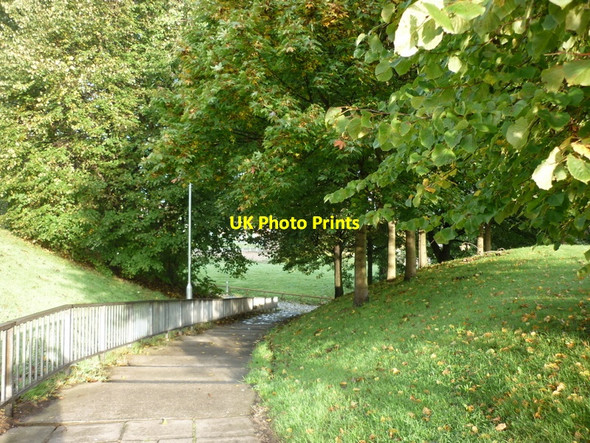 Photo 6"x4" A footpath off Lovell Park Road Leeds\/SE3034 c2010