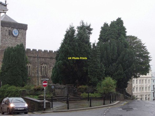 Photo 6"x4" Junction of Tower Hill and High Street, Haverfordwest Haverfordwest\/Hwlffordd c2010