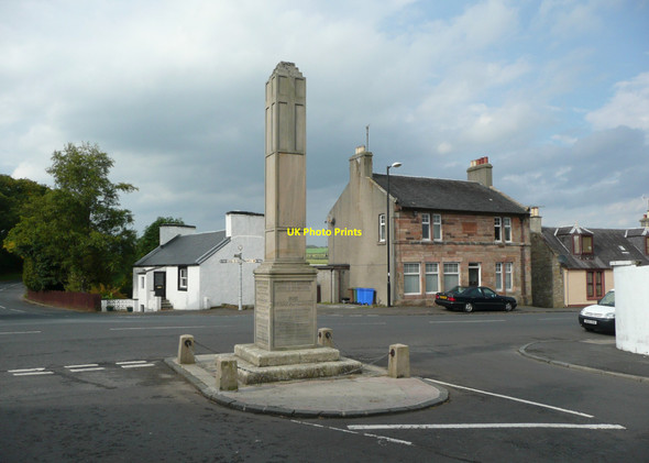 Photo 6"x4" War memorial, Crosshill Crosshill\/NS3206 c2010