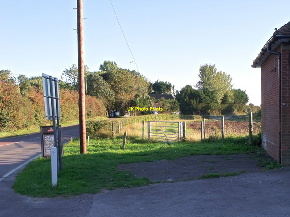 Photo 6"x4" Minor road leading to Pagham, West Sussex Lagness c2010