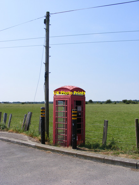 Photo 6"x4" Telephone box at Haddiscoe Station St Olaves c2010