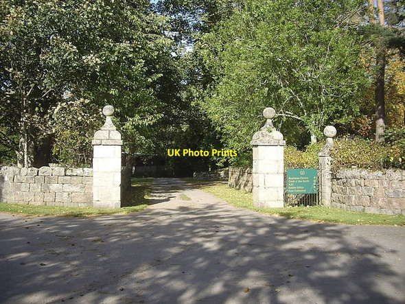 Photo 6"x4" Entrance to Aboyne Castle business centre Aboyne c2010