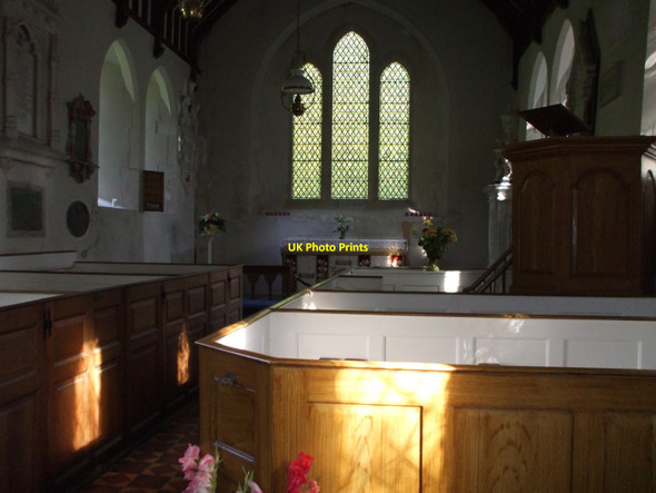 Photo 6"x4" Interior of St. Peter, Folkington, East Sussex Folkington c2008