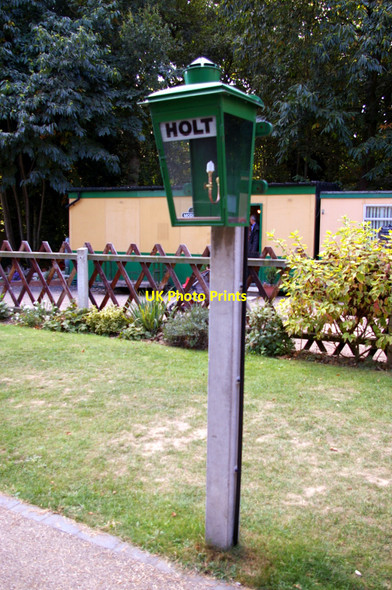 Photo 6"x4" Station Sign, Holt, Norfolk Holt\/TG0838 c2009