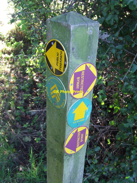 Photo 6"x4" Footpath Signs Gulling Green c2010